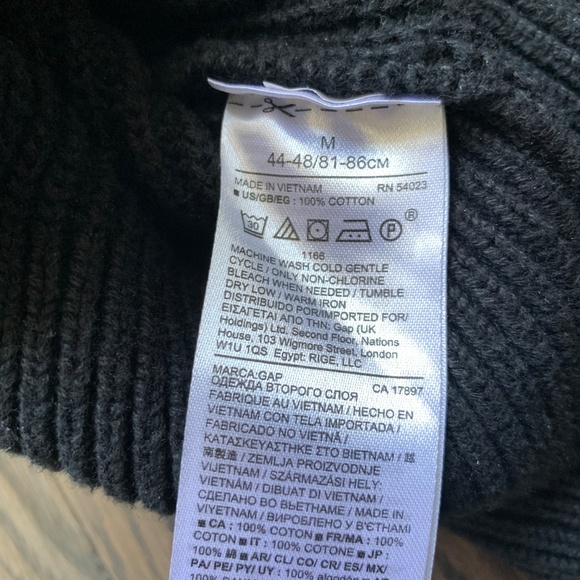 Black Chunky Round Neck Cotton Sweater - Picture 4 of 6